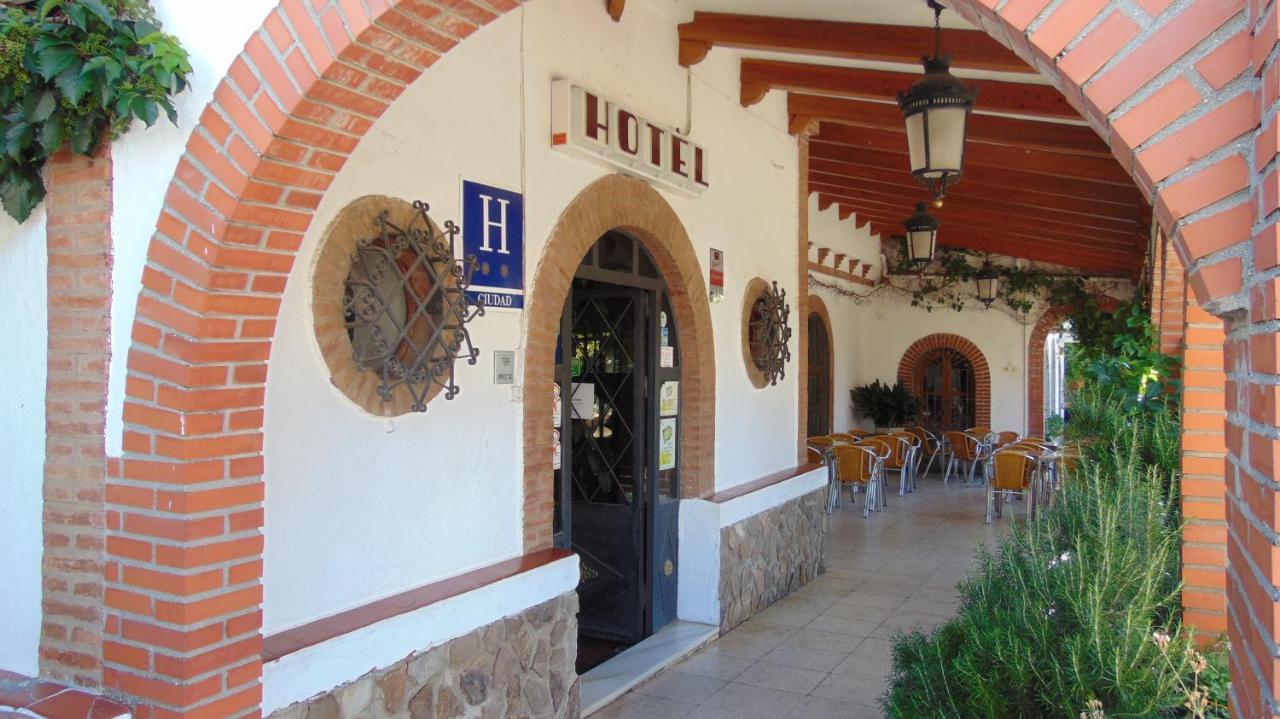 El Meson De Despenaperros Hotel Santa Elena Ngoại thất bức ảnh